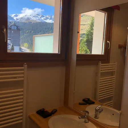 Wonder Ful Skis On Your Feet Courchevel